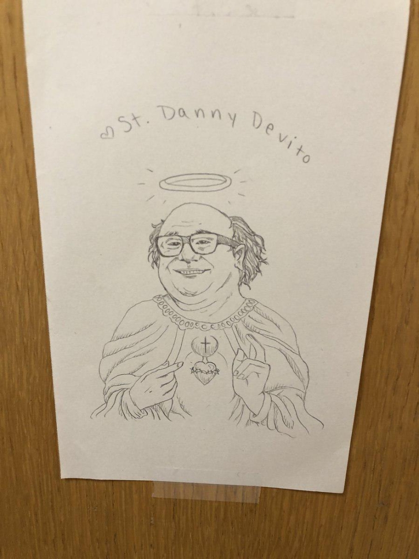 A student from New York found the secret room of the cult of Danny DeVito in his college A student from New York found the secret room of the cult of Danny DeVito in his college