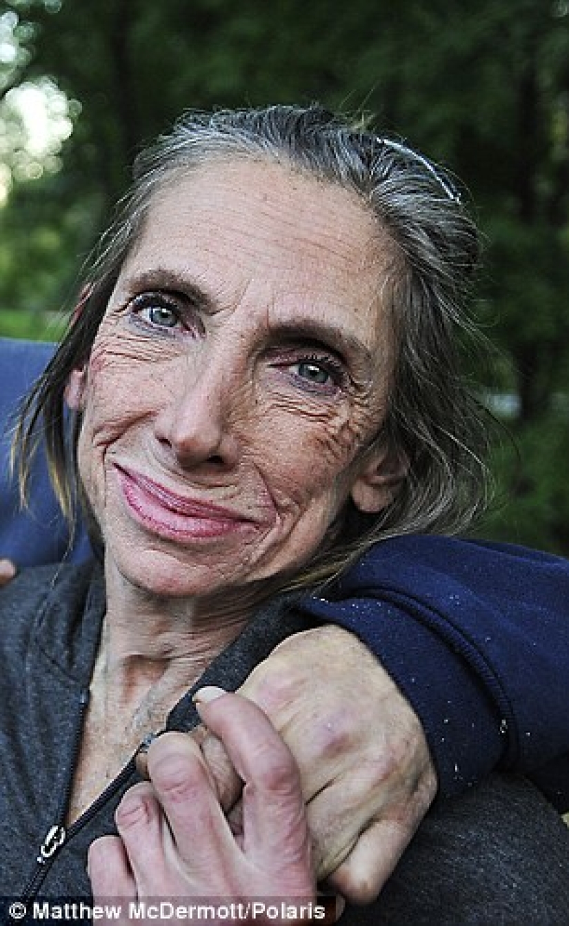 A success story on the contrary: how a rich heiress came to live on a park bench