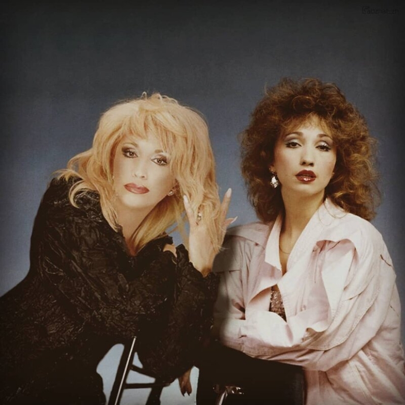 "A través del tiempo": 30 celebridades rusas posando con versiones jóvenes de sí mismas