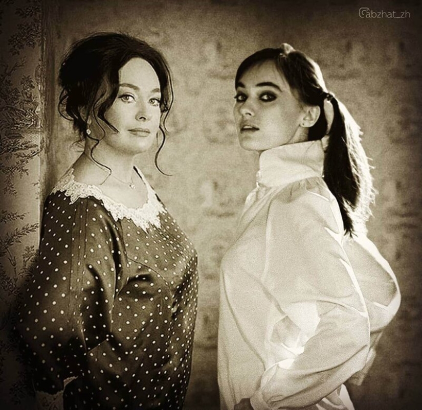 "A través del tiempo": 30 celebridades rusas posando con versiones jóvenes de sí mismas