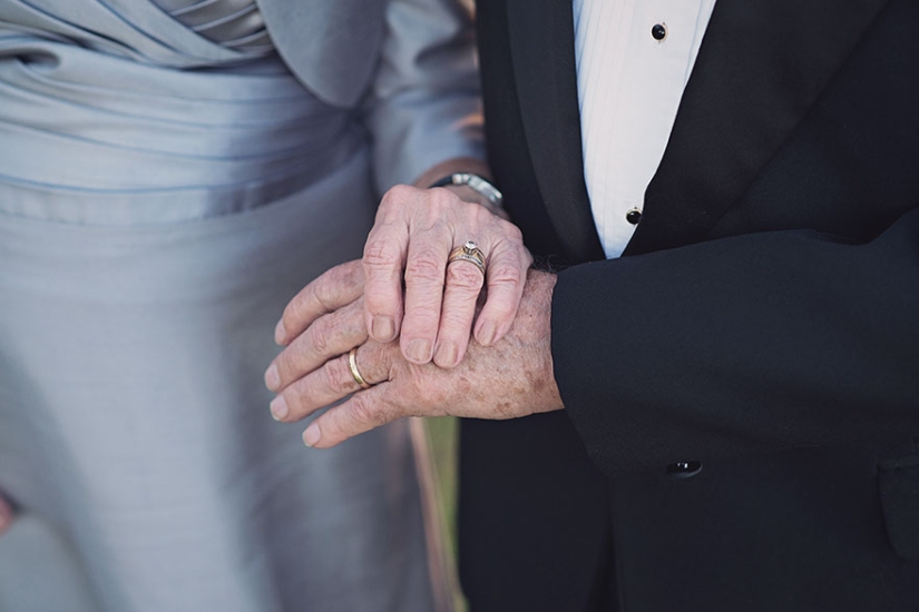 A wedding photo shoot that has been waiting for 70 years