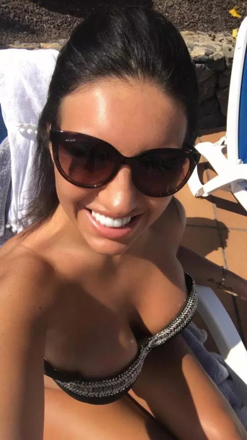 A woman who stole money for a plastic vagina was put behind bars A woman who stole money for a plastic vagina was put behind bars