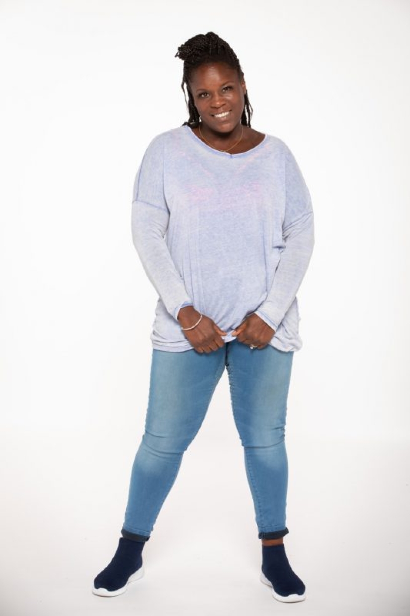 Abajo todos los complejos! Tres mujeres de 50 años fotografiadas desnudas como la supermodelo Helena Christensen