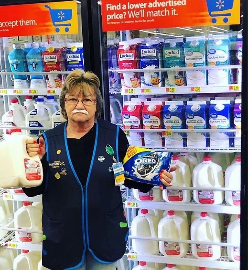 Abuela bromista se hizo famosa posando para un anuncio de supermercado Walmart Abuela bromista se hizo famosa posando para un anuncio de supermercado Walmart