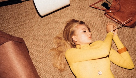 Advertising of clothing of a well-known brand with elements of violence outraged netizens