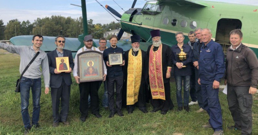 Against fornication and drunkenness: 70 liters of holy water were poured on Tver from an airplane