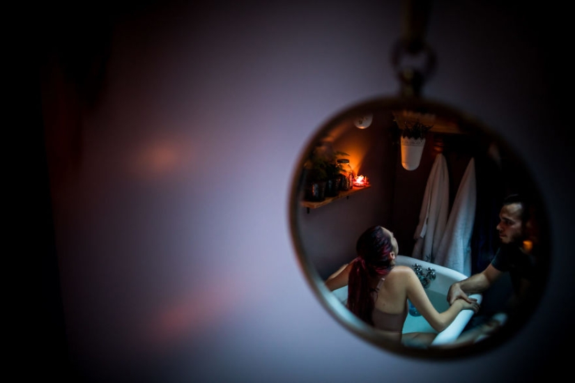 Agony and ecstasy: 20 stunning shots of the photo contest about the birth of a child Birth Becomes Her 2018