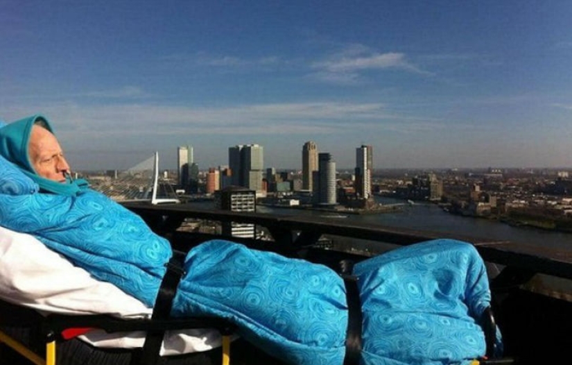 Alcanzar el cielo en holandés: cómo se cumplen los últimos deseos de los enfermos terminales Alcanzar el cielo en holandés: cómo se cumplen los últimos deseos de los enfermos terminales