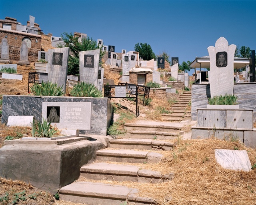 Algodón y el desierto: fotos de un fotógrafo británico fascinado por Uzbekistán Algodón y el desierto: fotos de un fotógrafo británico fascinado por Uzbekistán