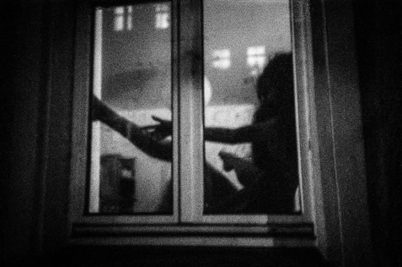 "All cats are grey": Night Berlin in the lens of Christian Reister