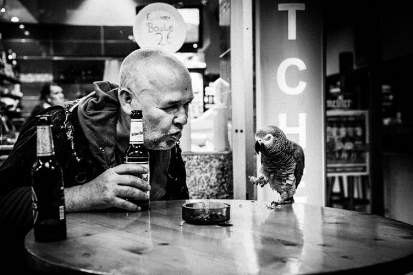 "All cats are grey": Night Berlin in the lens of Christian Reister