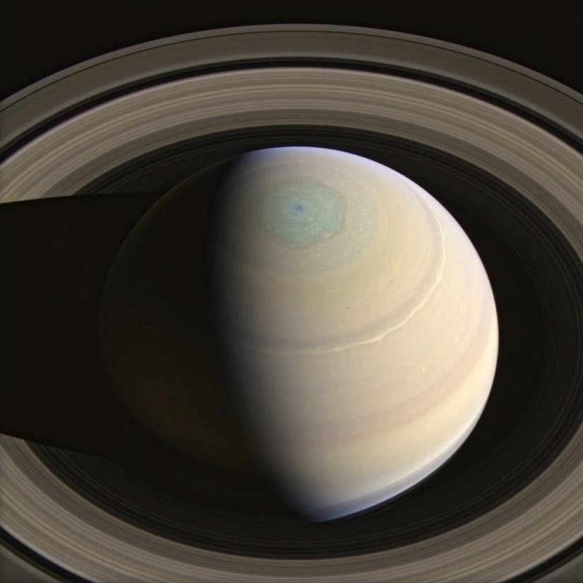 Amazing Epic Photos of Saturn