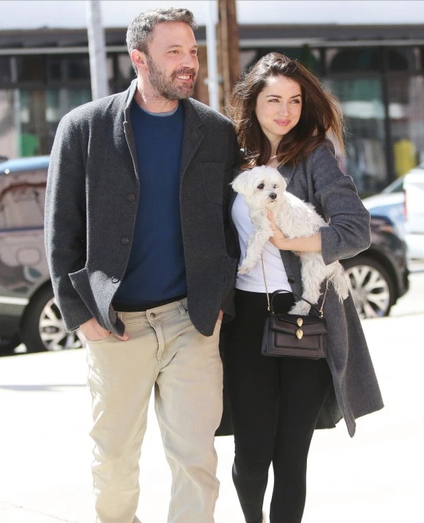 Amor Curativo: Cómo Ana de Armas ayudó a Ben Affleck a Recuperarse del Divorcio y el Alcoholismo