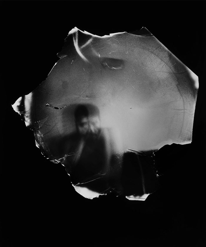 An American artist has placed a camera in her vagina and is photographing her lovers