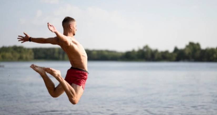 An American died because he swallowed a brain-eating amoeba while swimming An American died because he swallowed a brain-eating amoeba while swimming