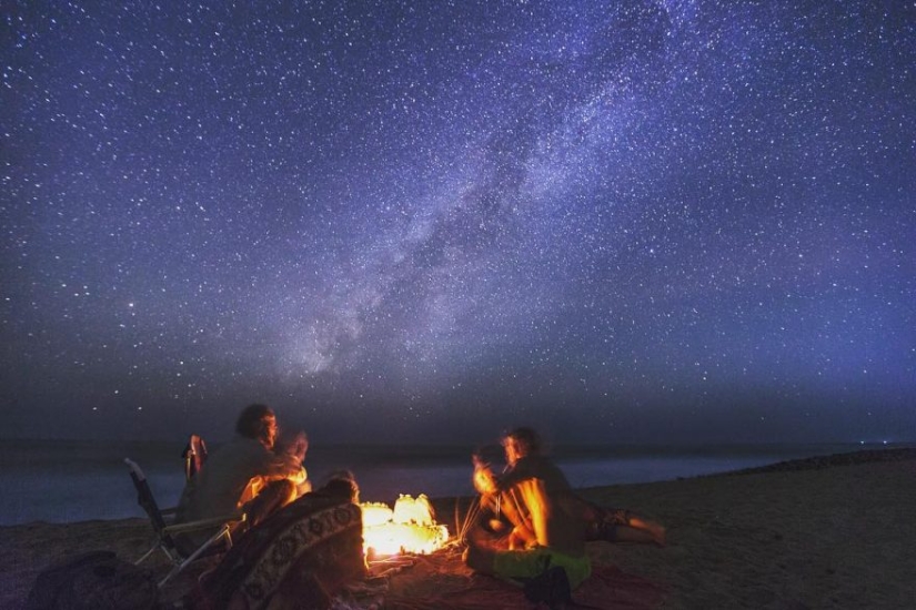 An American extreme woman lived in a car for a whole year, traveling around the country and making incredible landscapes An American extreme woman lived in a car for a whole year, traveling around the country and making incredible landscapes