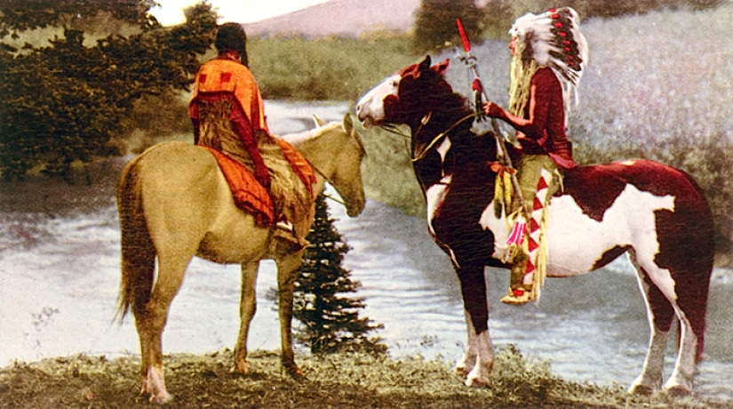 An American found color photos of Indians of the late XIX century