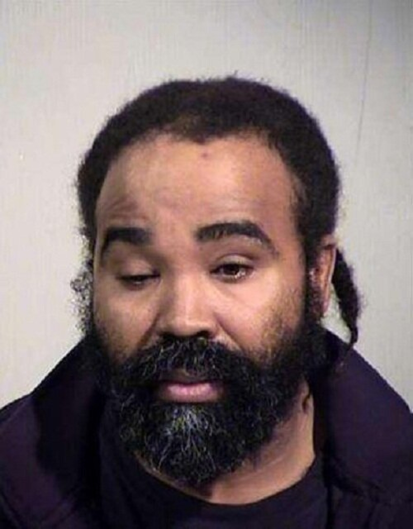 An American woman in a coma gave birth to a healthy baby, we hope the baby will not look like his father (he has already been arrested)