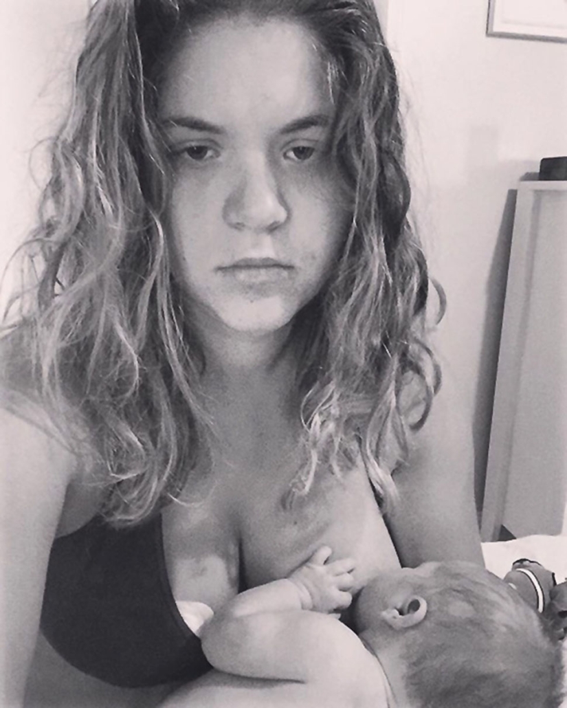 An American woman showed on Facebook what motherhood really looks like right after giving birth