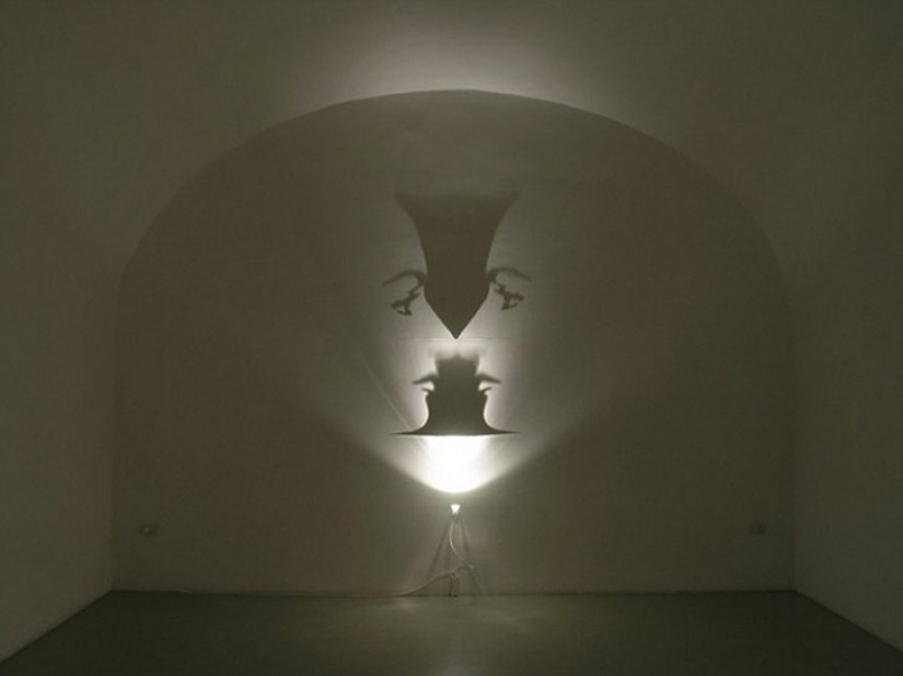 An artist who paints with a shadow