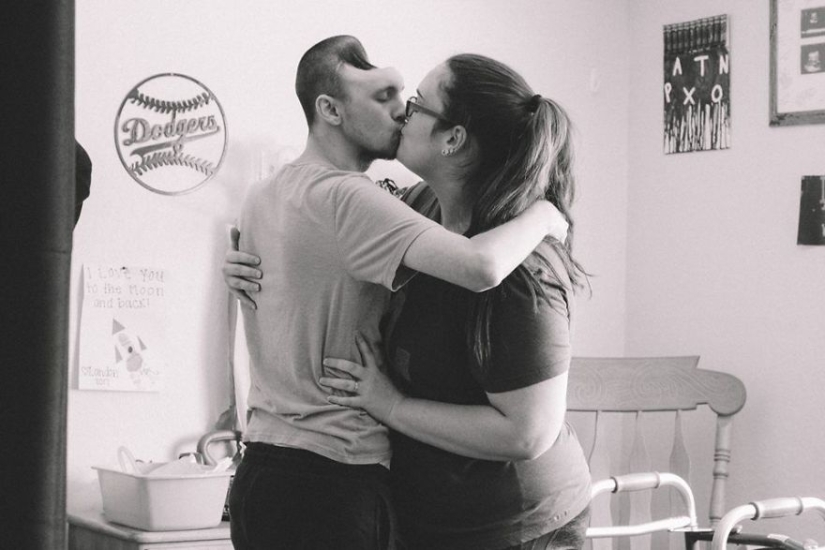 An essay by an American woman whose husband almost died because of energy drinks and came out of a coma when their son was born An essay by an American woman whose husband almost died because of energy drinks and came out of a coma when their son was born