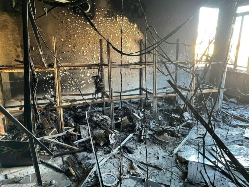 An expensive farm for mining cryptocurrencies burned down due to penny savings An expensive farm for mining cryptocurrencies burned down due to penny savings