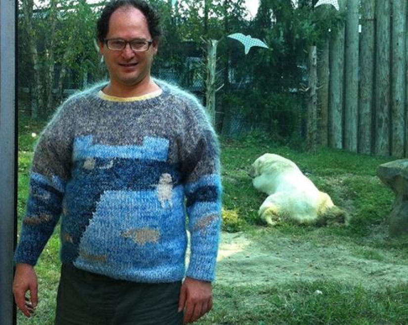 An icon of style, or What a fashionable sweater should be