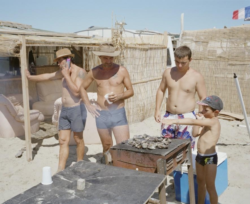 An island of freedom and warmth: the last wild beach of Piemanson