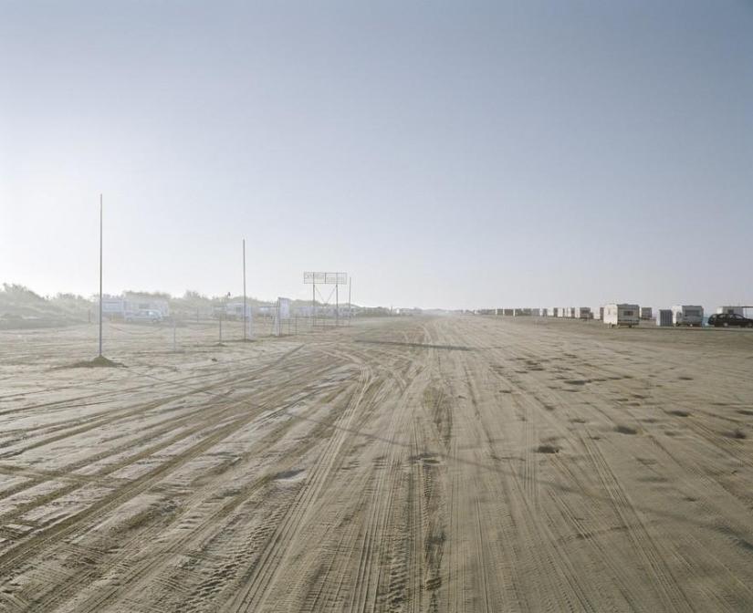 An island of freedom and warmth: the last wild beach of Piemanson