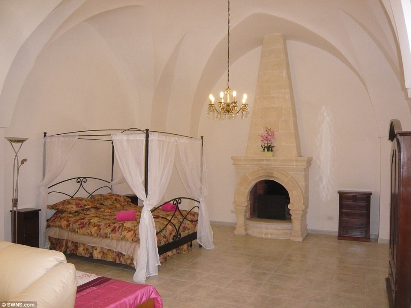 An Italian estate of the XVII century is raffled off in a lottery for 150 rubles