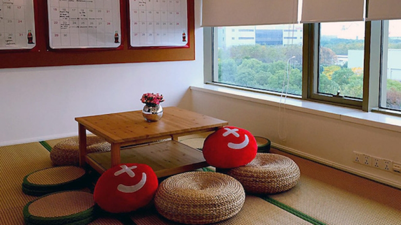 An office where everything is for people: how Coca-Cola employees work and relax in Shanghai