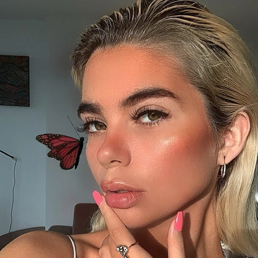 An unexpected chance: a McDonald's employee has become a sought-after model