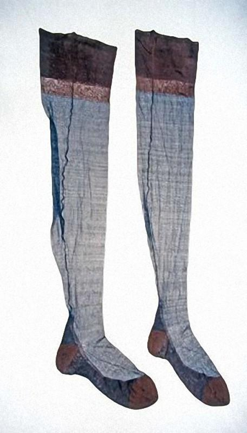 And on this day, women found happiness: 78 years ago, nylon stockings went on sale