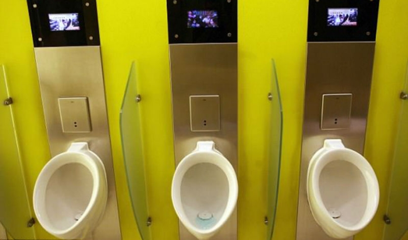 And then they steal toilet paper: China has opened a toilet of the future with a facial recognition system
