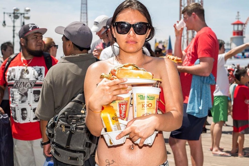 Another New York in the pictures of a photographer who served 10 years in prison