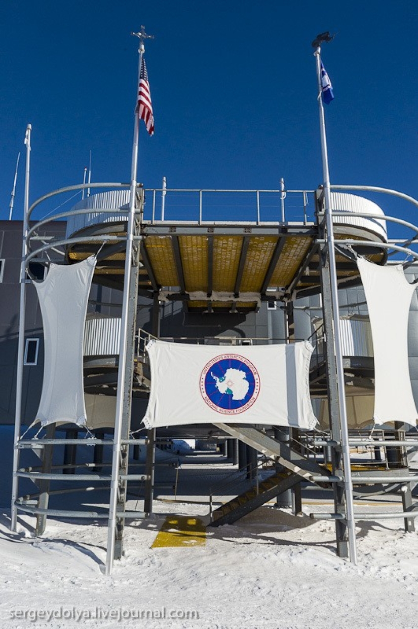 Antarctic station at the South Pole "Amundsen — Scott" Antarctic station at the South Pole "Amundsen — Scott"
