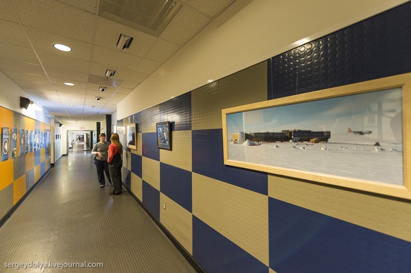 Antarctic station at the South Pole "Amundsen — Scott" Antarctic station at the South Pole "Amundsen — Scott"