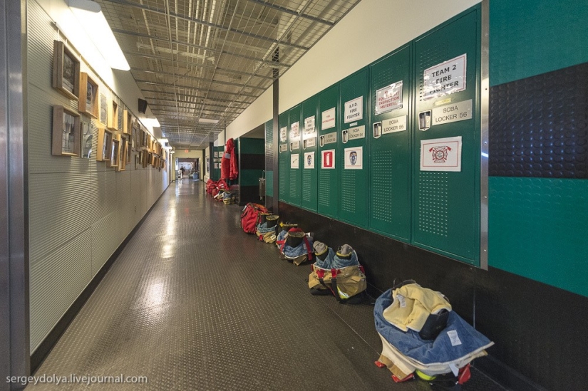 Antarctic station at the South Pole "Amundsen — Scott" Antarctic station at the South Pole "Amundsen — Scott"