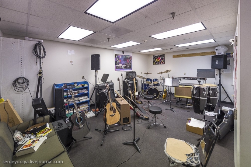 Antarctic station at the South Pole "Amundsen — Scott" Antarctic station at the South Pole "Amundsen — Scott"