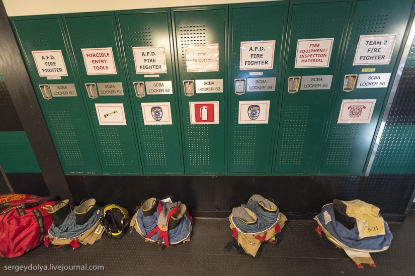 Antarctic station at the South Pole "Amundsen — Scott" Antarctic station at the South Pole "Amundsen — Scott"