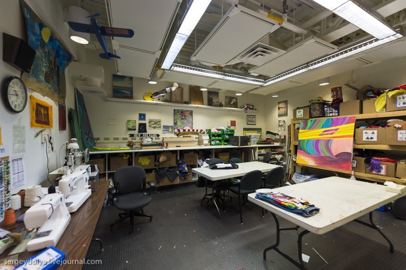 Antarctic station at the South Pole "Amundsen — Scott" Antarctic station at the South Pole "Amundsen — Scott"