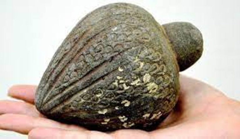 Archaeologists found medieval hand grenades in Jerusalem Archaeologists found medieval hand grenades in Jerusalem