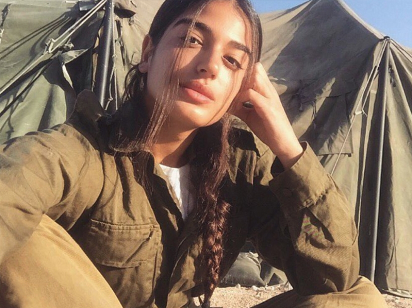 Armados con belleza: 25 fotos de bellezas sirviendo en el ejército israelí