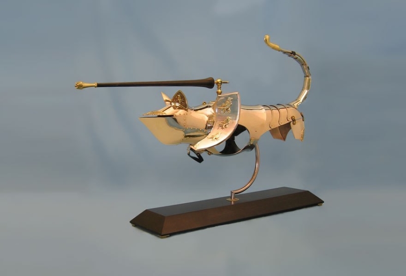 Armadura de los "dioses" : una batalla épica de enemigos antiguos Armadura de los "dioses" : una batalla épica de enemigos antiguos