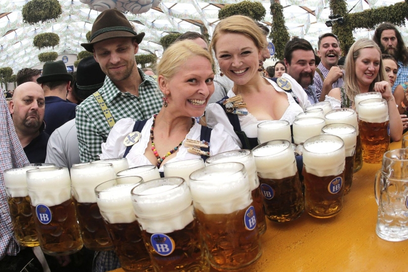 Arnold Schwarzenegger, waitress salaries and the Russian Answer: What You Didn't Know about Oktoberfest
