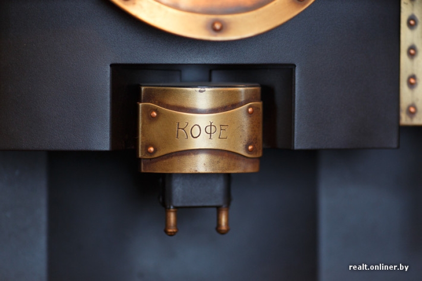 Artesano de cobre: residente de Minsk crea cosas increíbles en estilo steampunk