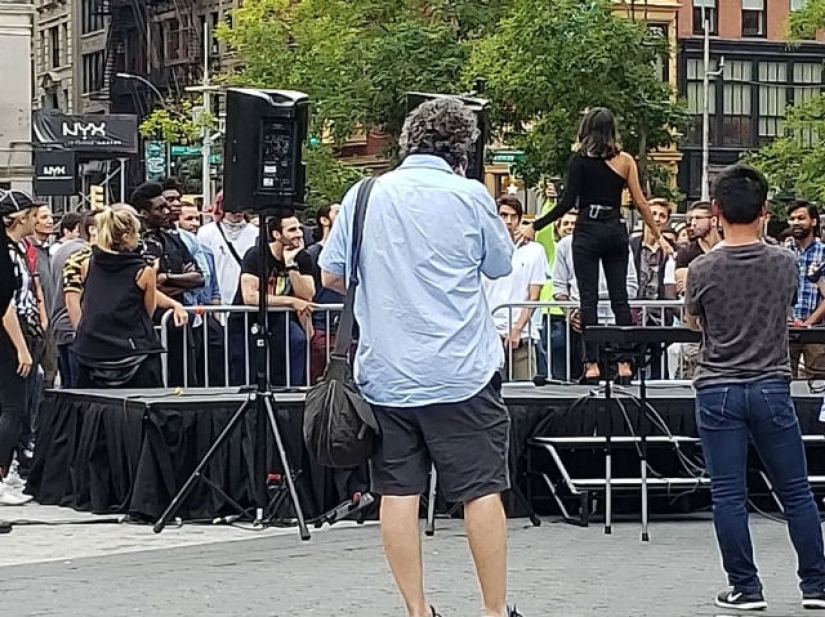 "Así que confía en las mujeres después de eso": cómo Natasha se burló de cientos de chicos al invitarlos a todos a una cita "Así que confía en las mujeres después de eso": cómo Natasha se burló de cientos de chicos al invitarlos a todos a una cita