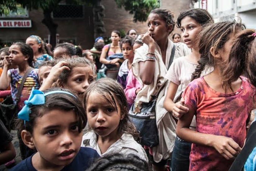 At the price of children's tears: Venezuela pays too much for democracy