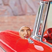 Automotive America of the 1950s and early 60s in color photographs