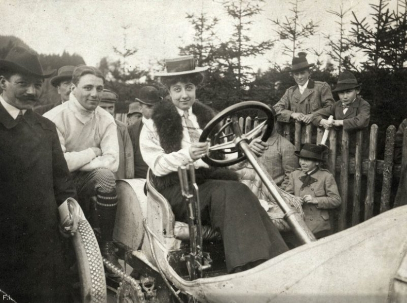 Autos con hermosos nombres femeninos